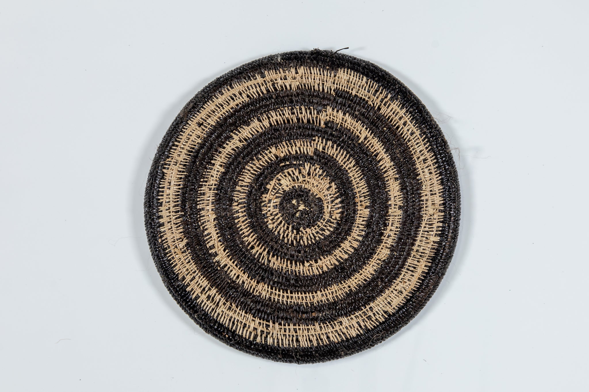 Black And White Small Basket Plate