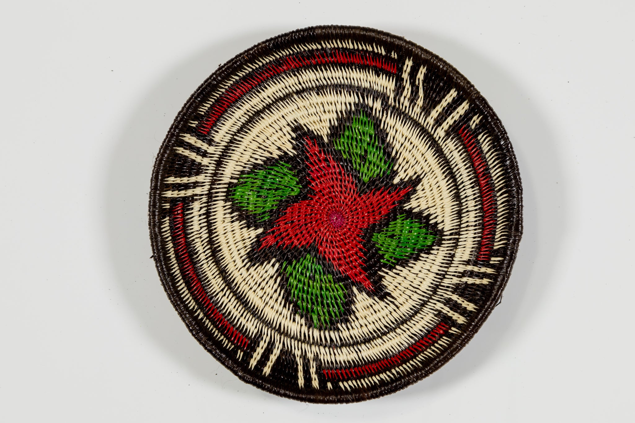 Red And Green Spiral Flower Small Basket Plate