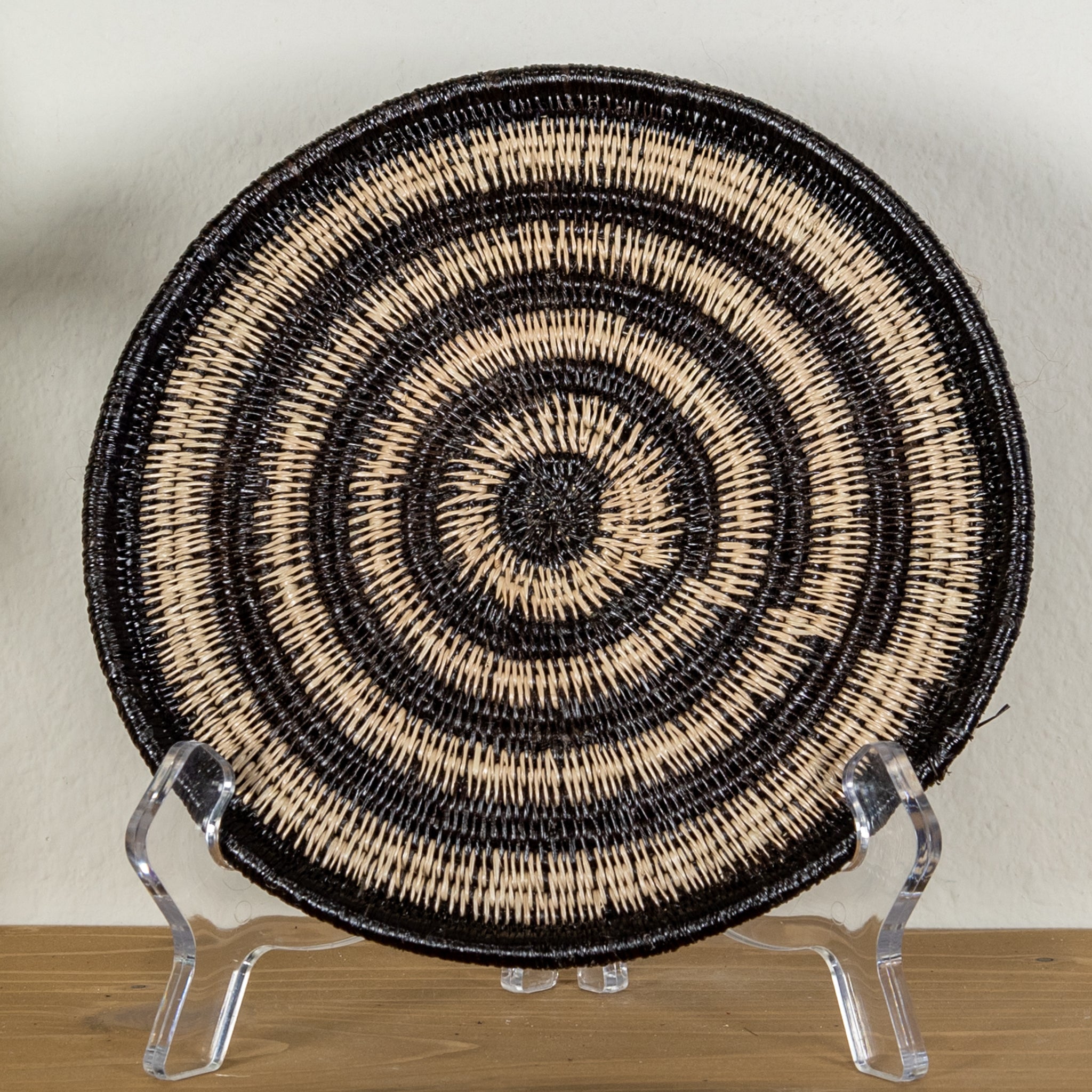 Black And White Small Basket Plate