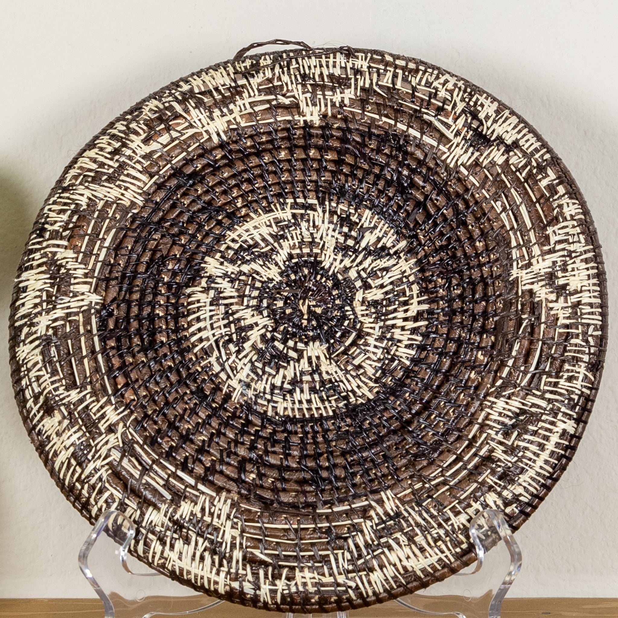 Galaxy Brown And White Black Hole Basket Plate