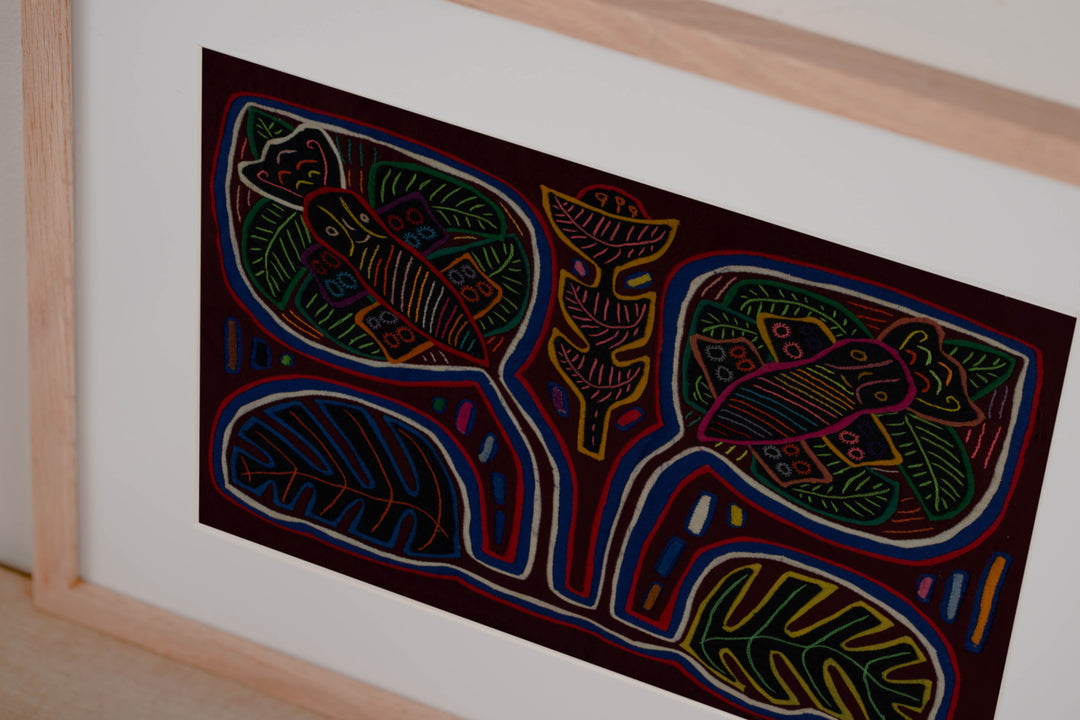 Burgundy White And Blue Bumblebee Mola