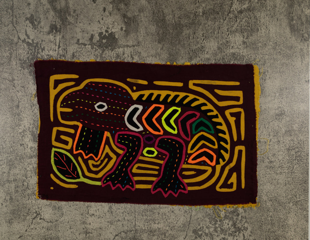 Burgundy And Gold Iguana Lizard Reptile Mola