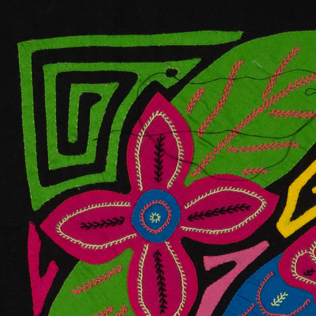 Fantasy Yellow And Blue Parrot Bird Mola