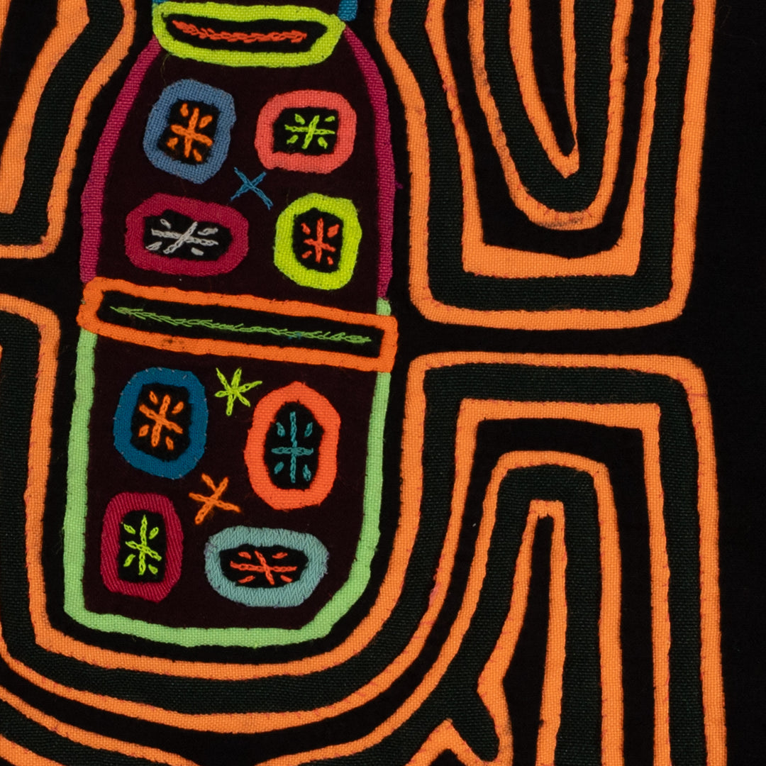 Black And Gold Baby Bottles Mola