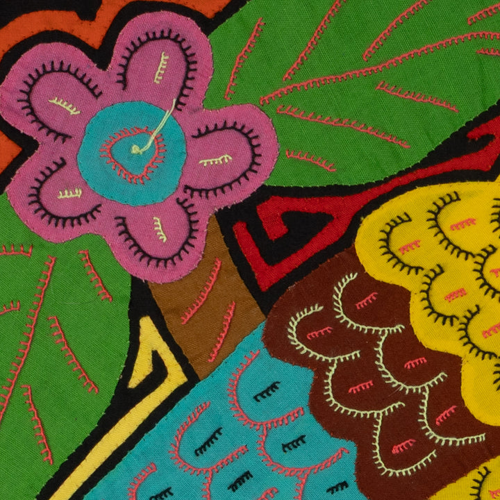 Fantasy Yellow And Green Parrot Bird Mola