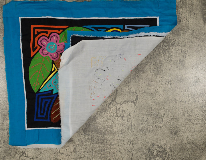 Fantasy Yellow And Green Parrot Bird Mola