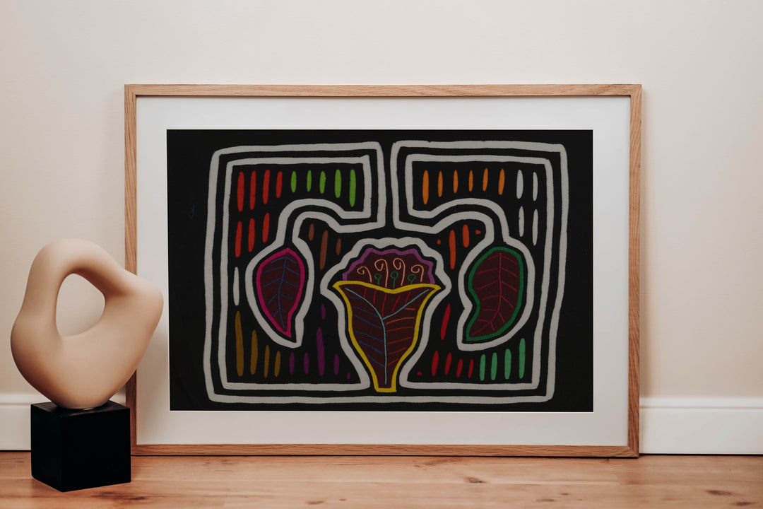 Classic Black And White Floral Flower Mola