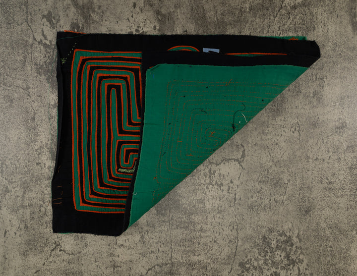 Black Green And Orange Long Arm Dude Mola