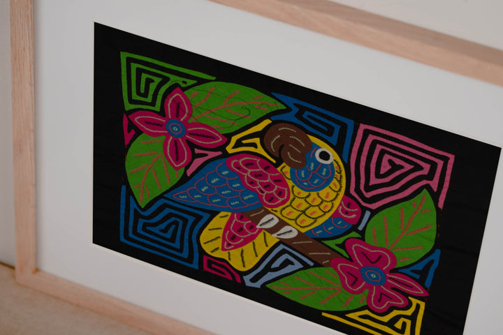 Fantasy Yellow And Blue Parrot Bird Mola