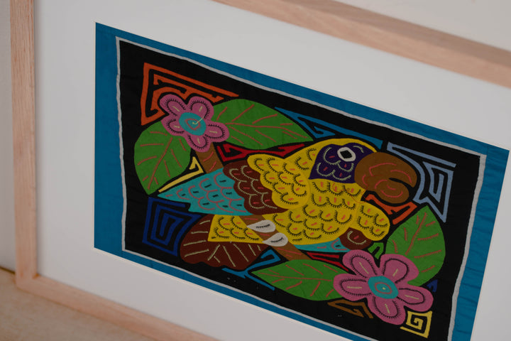 Fantasy Yellow And Green Parrot Bird Mola