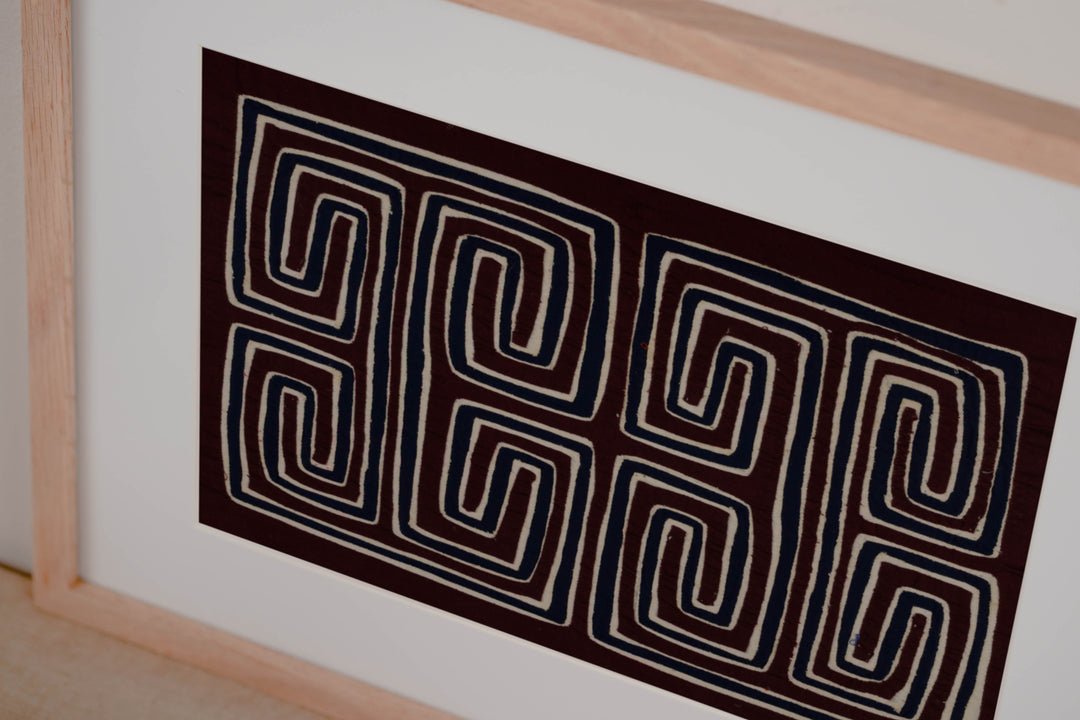 Traditional Burgundy Black And White Classic Design Mola