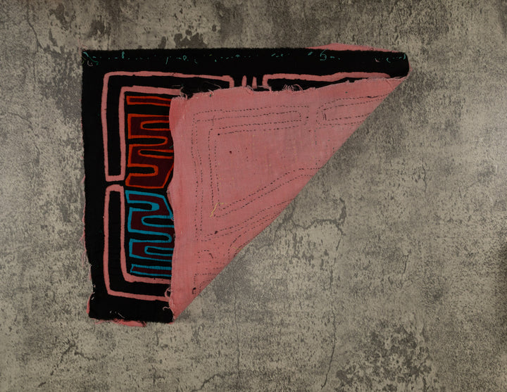 Black And Pink Damaged Classic Design Mola