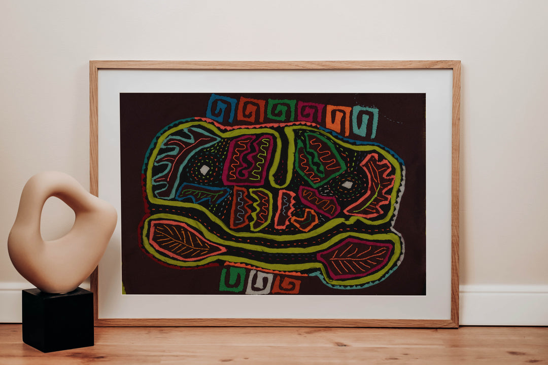 Rainbow Colors Jungle Parrot Bird Mola