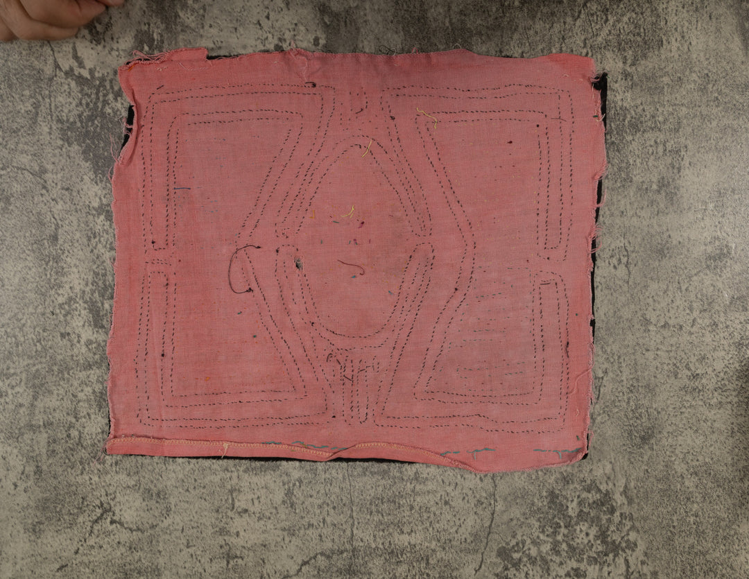 Black And Pink Damaged Classic Design Mola