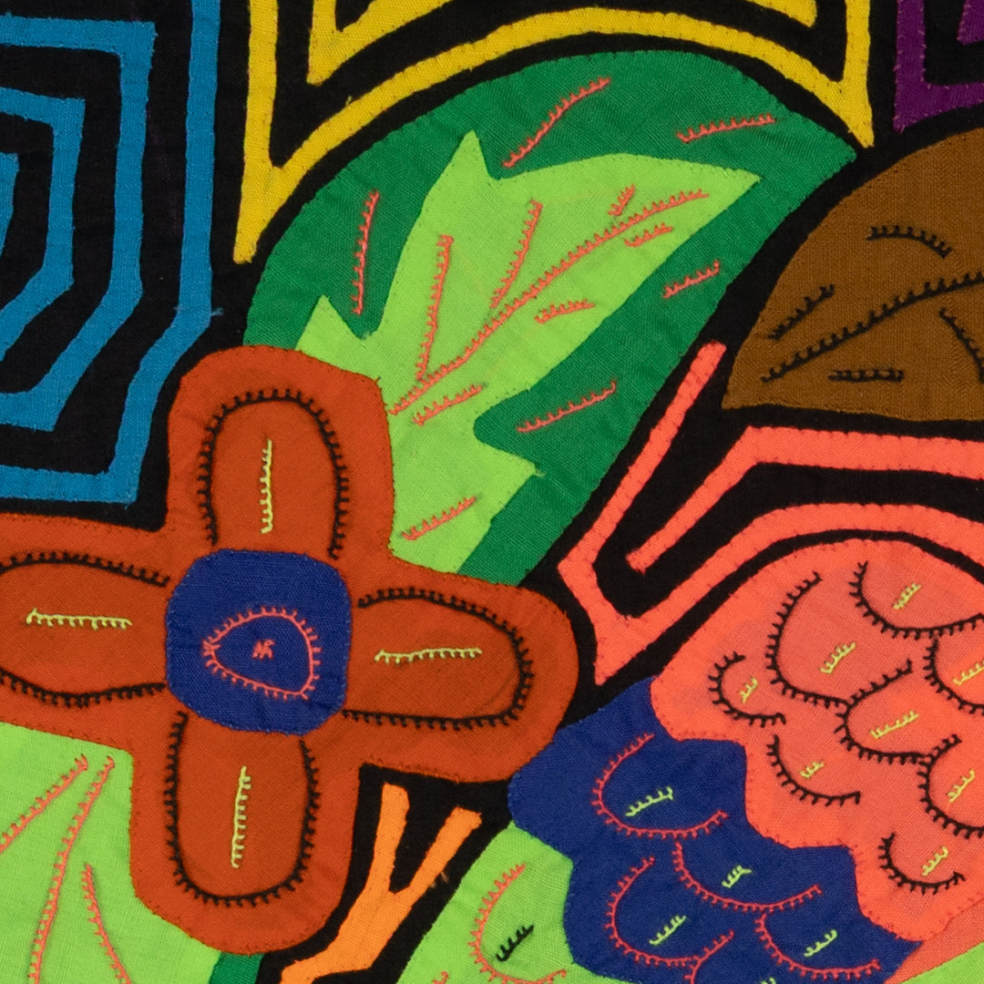 orange-fronted Parrot with Flowers and Leaves Mola