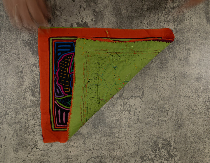 Rainbow Colors Lovebird Mola