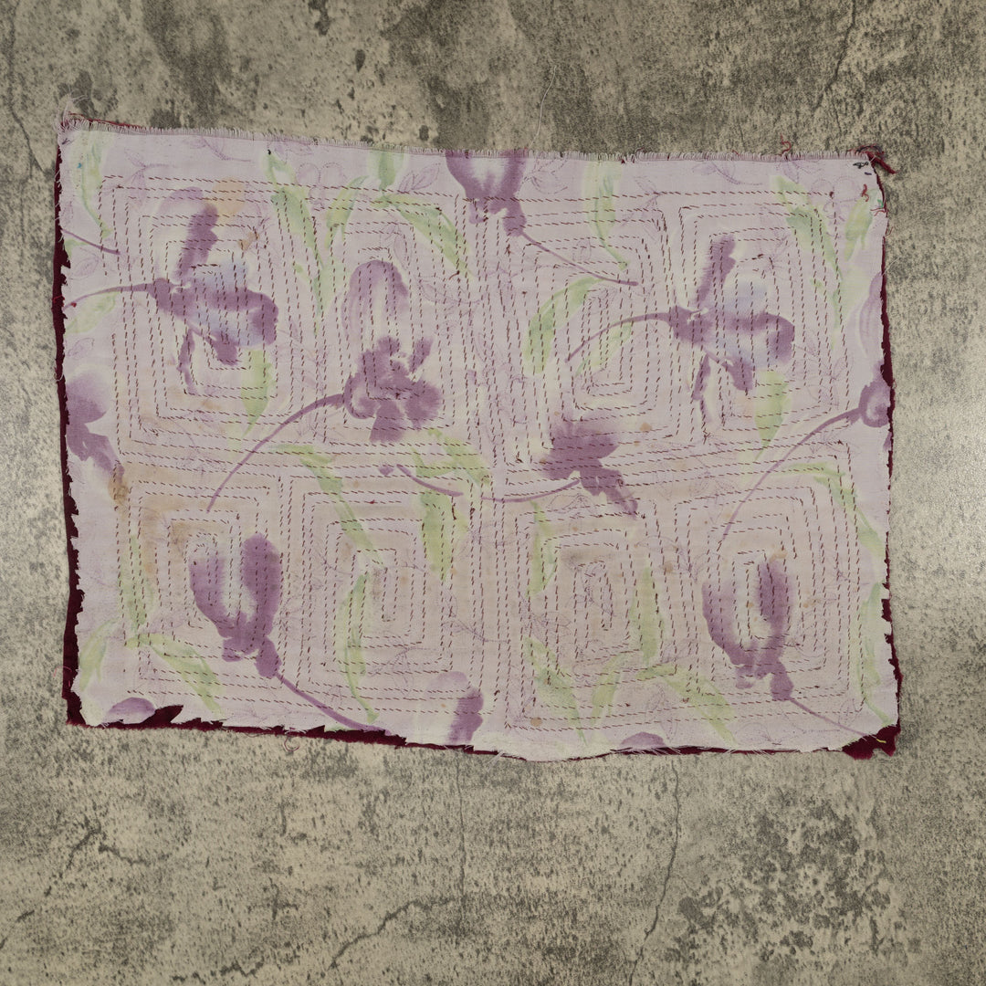 Vintage Purple And White Floral Background Mola