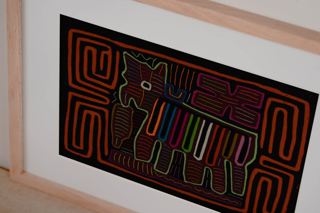 Classic Black And Orange Lonely Puppy Dog Mola