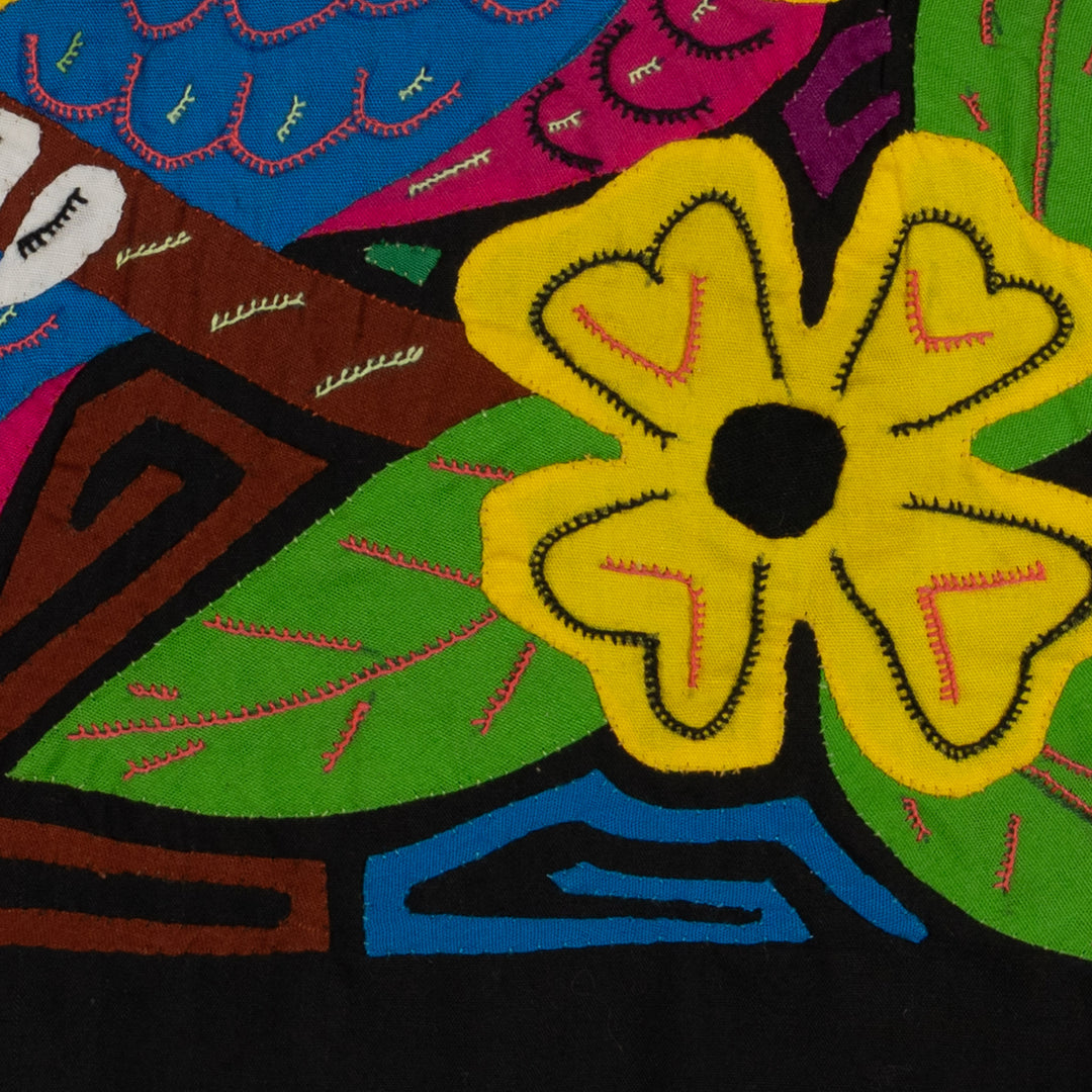 Fantasy Red Blue And Yellow Parrot Bird Mola