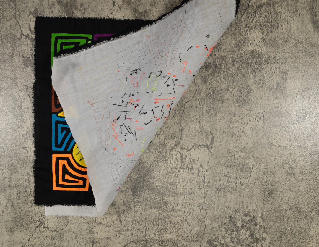 Tropical Parrot Family Mola