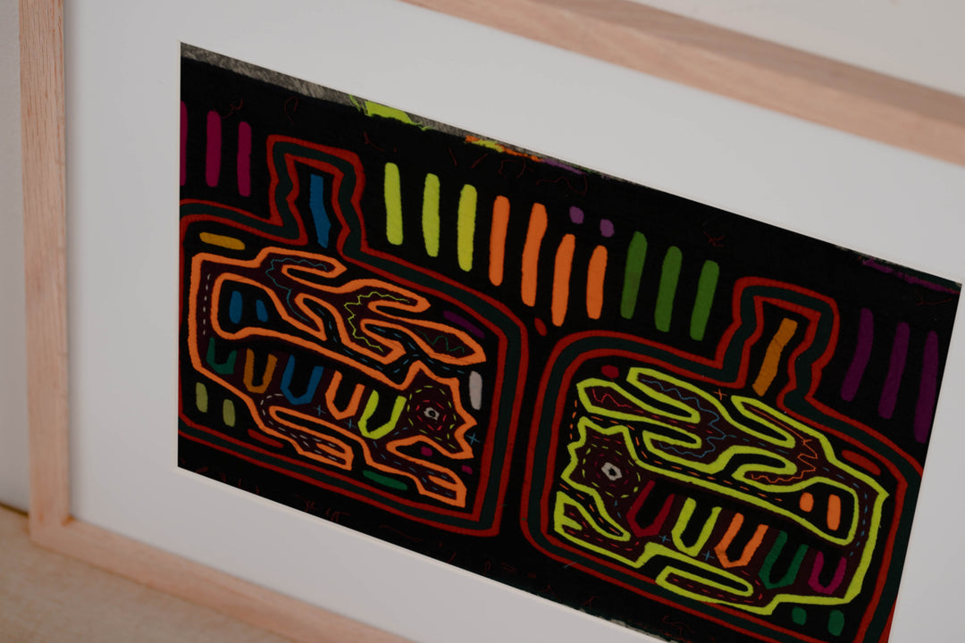 Rainbow Colors Tree Squirrel Mola