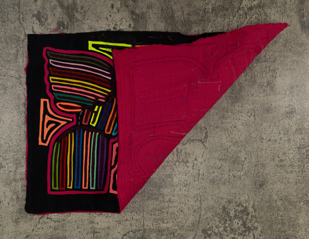 Rainbow Colors Lovebird Mola