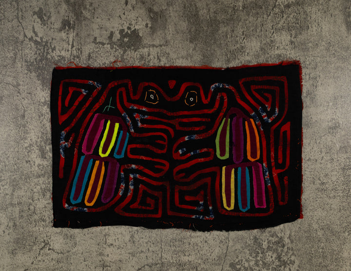 Vintage Black And Red Optical Illusion Frog Mola