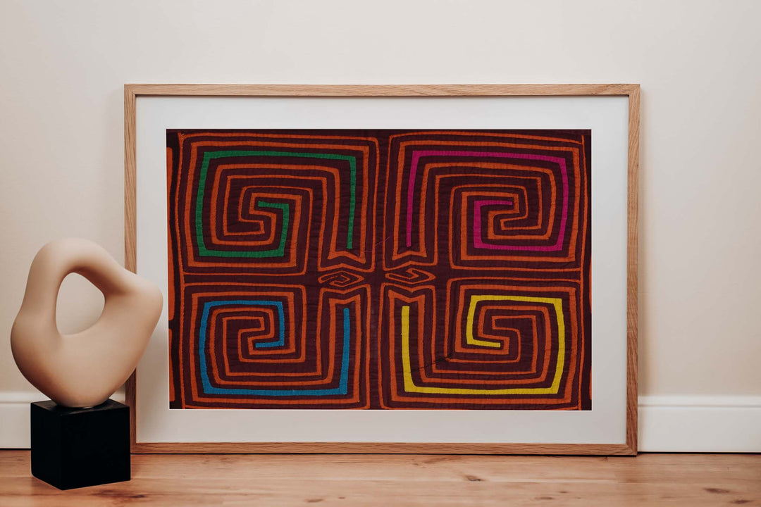 Panama mola panel, four spirals with colored inner lines, hand stitched reverse applique