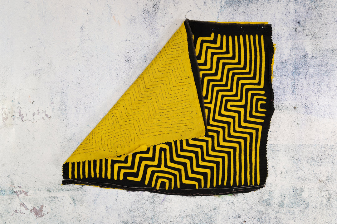 Vintage Black And Yellow Maze Mola