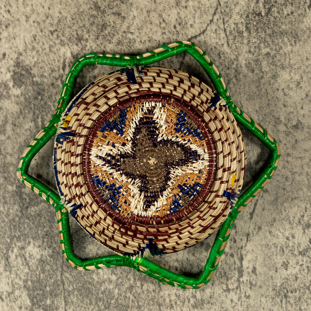New Design Spinning Flower Hand Woven Plate Basket