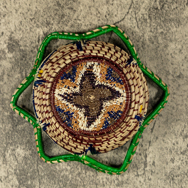 New Design Spinning Flower Hand Woven Plate Basket