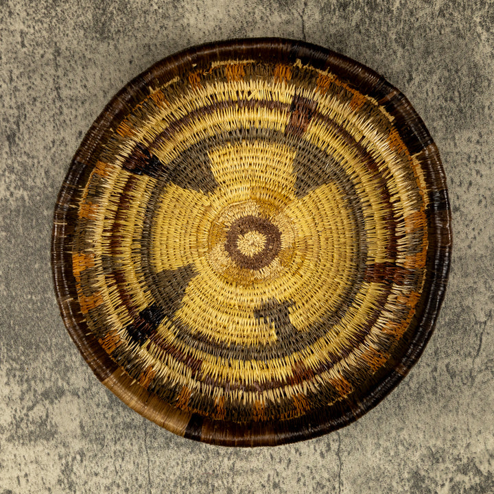 Fantastic Vintage Hand Woven Plate Basket