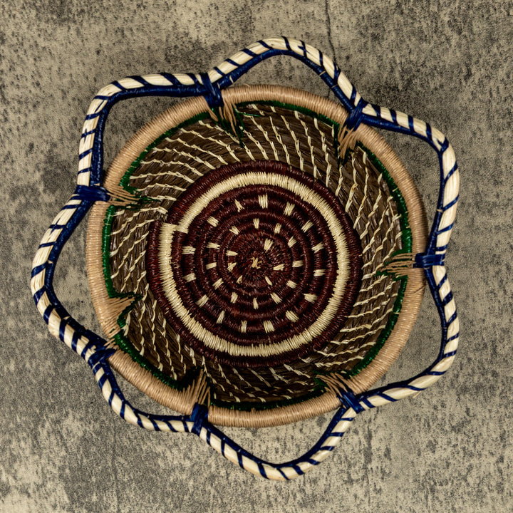 New Design Pokadot Hand Woven Plate Basket