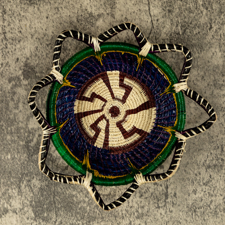 New Design Classic Hand Woven Plate Basket