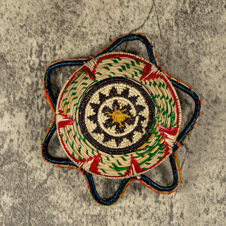 New Design Classic Hand Woven Plate Basket