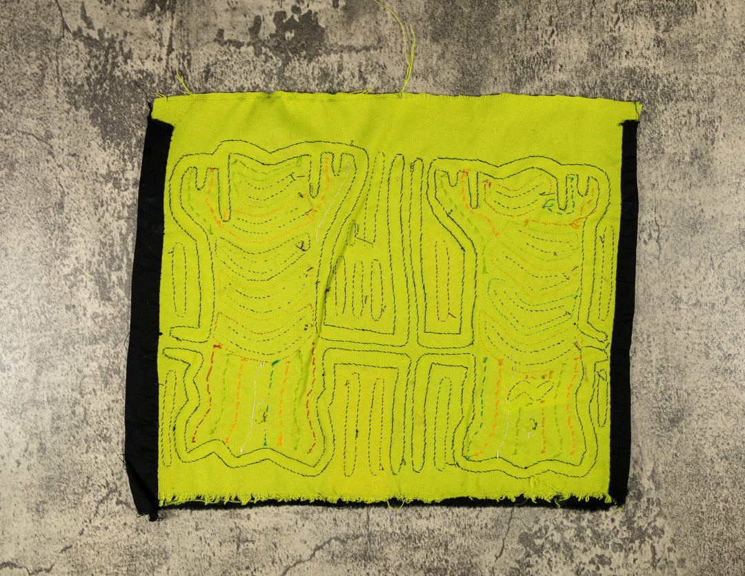 Jungle Cyclop Square Dance Mola
