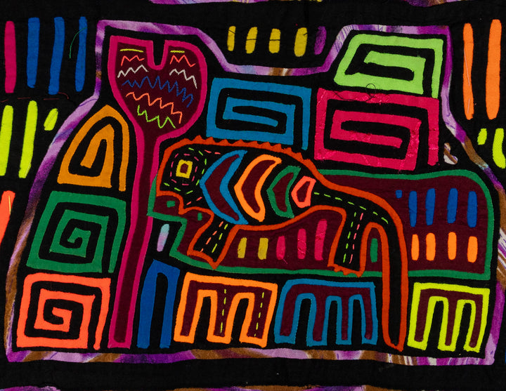 Iguana Lizard Lost In A Maze Mola
