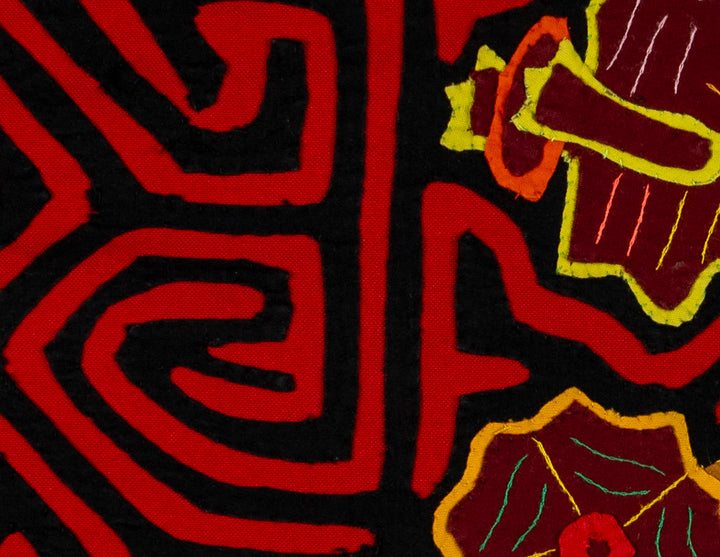 Black And Red Classic Design Mola
