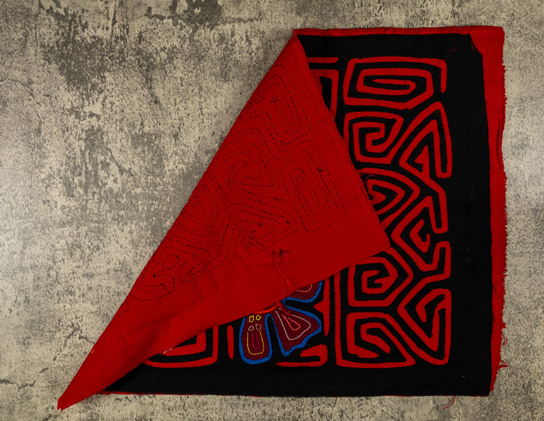 Black And Red Classic Design Mola
