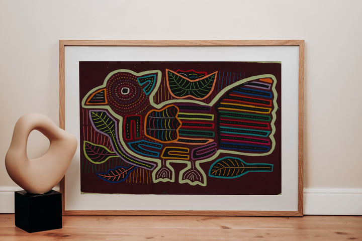 Rainbow Of Color Optical Illusion Bird Mola