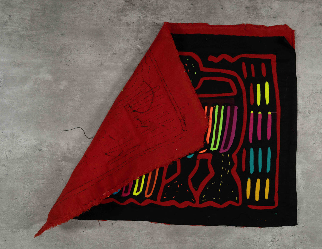 Black And Red Yakiyak Don't Talk Back Mola