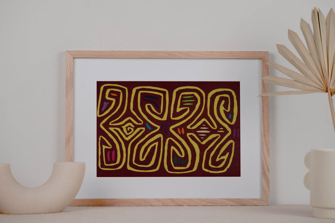 Burgundy And Yellow Classic Design Mola