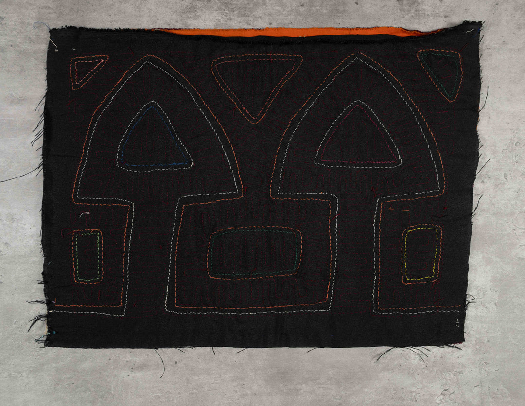 Maroon And Orange Arrow Heads Mola