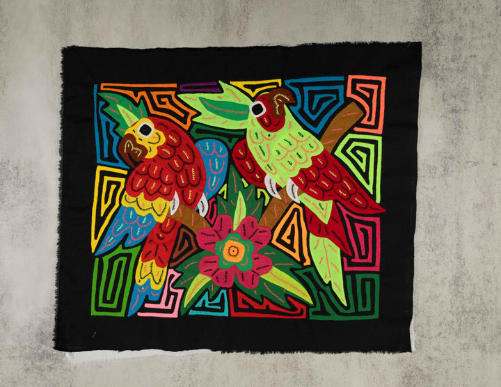 Green And Red Macaw Parrot Bird Mola