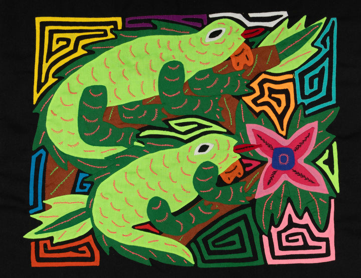 Green Iguana With Flowers Mola