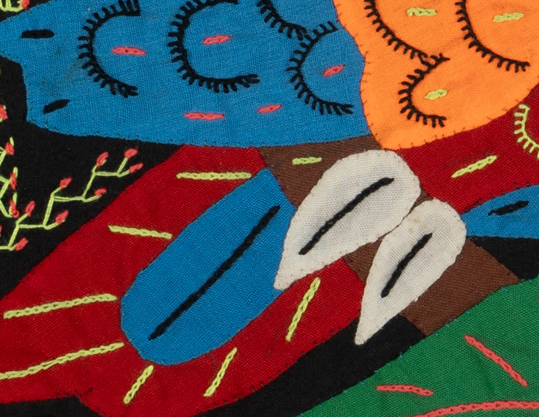 Multi-Color Parrot Bird Blue And Red Molita