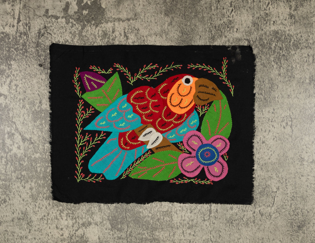 Multi-Color Parrot Bird Blue And Red Molita