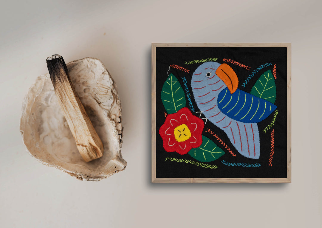 Multi-Color Parrot Bird Blue And Red Molita