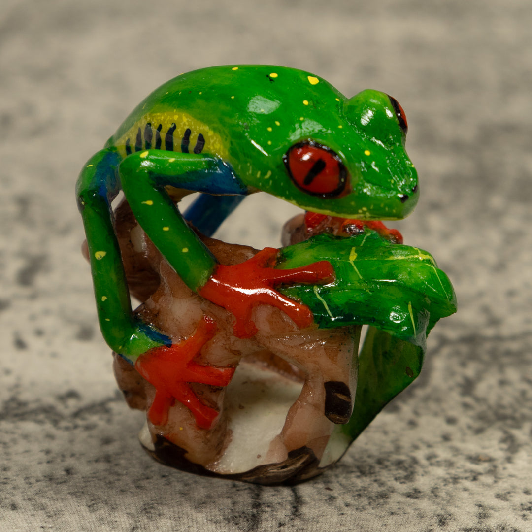 Green Yellow And Red Tree Frog Tagua Carving