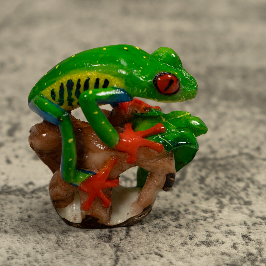 Green Yellow And Red Tree Frog Tagua Carving